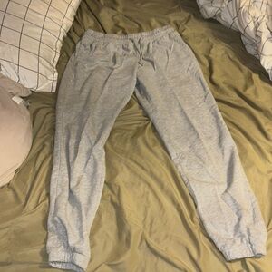 Women’s divided sweat pants (H&M)